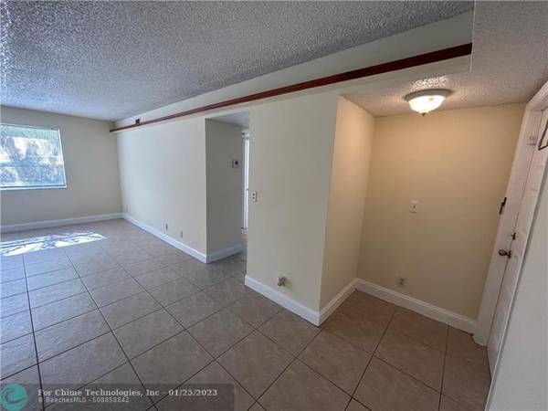 Coral Springs, FL 33065,12001 Royal Palm Blvd  #1M