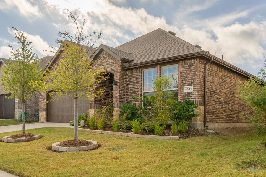 5651 Durst Lane, Forney, TX 75126