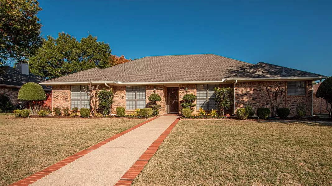 716 Parkway Boulevard, Coppell, TX 75019