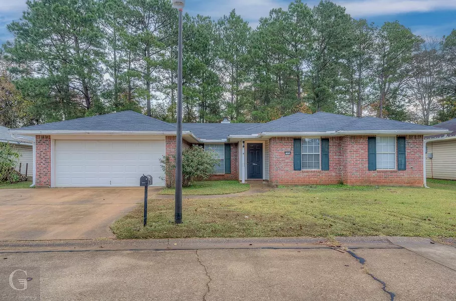 7504 Oaktree Lane, Haughton, LA 71037