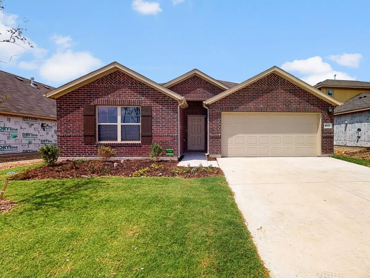 Fort Worth, TX 76131,8925 Bronze Meadow Drive