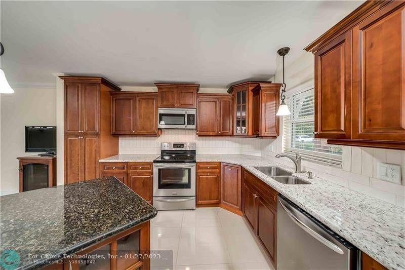 Pembroke Pines, FL 33025,211 S Hollybrook Dr  #106