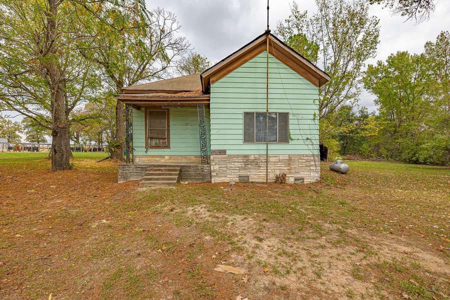 6952 N Highway 39, Jewett, TX 75846