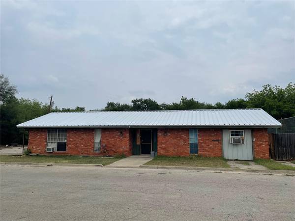 3201 Stephen F Austin Drive #135, Brownwood, TX 76801