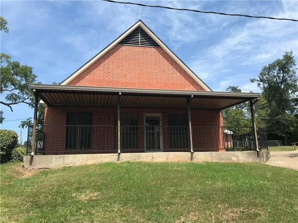 103 Louisiana, Mansfield, LA 71052