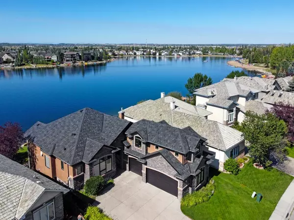 Calgary, AB T2X 3M5,98 Chapala CRES SE