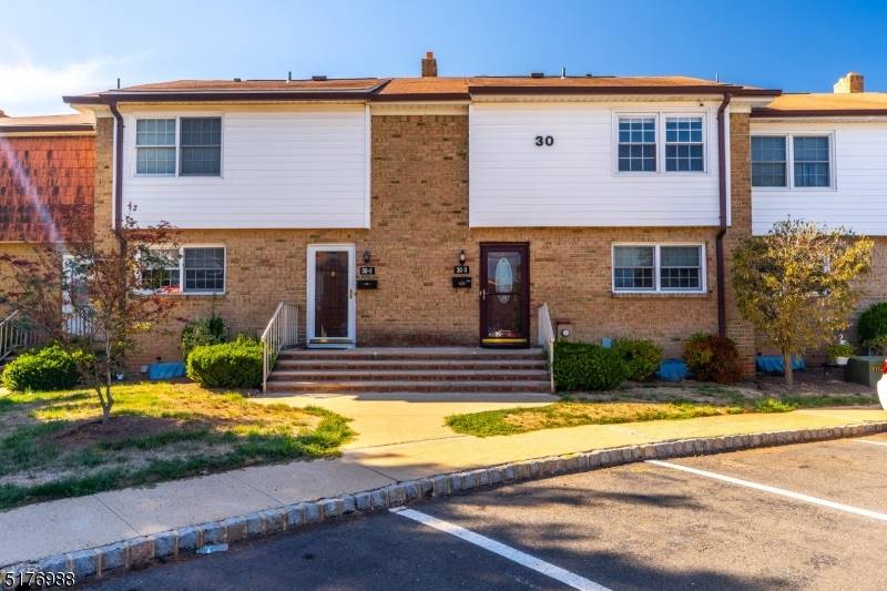 30-3 Farm Rd #3, Hillsborough Twp., NJ 08844
