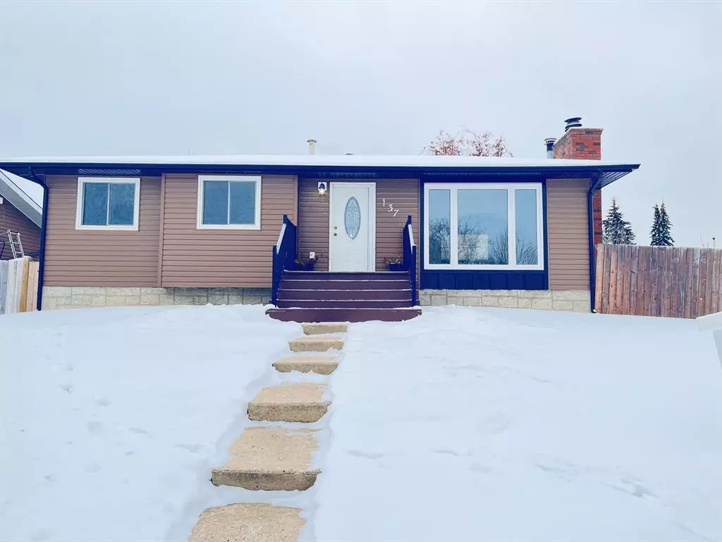 Fort Mcmurray, AB T9H 2X9,137 Rosslyn ST