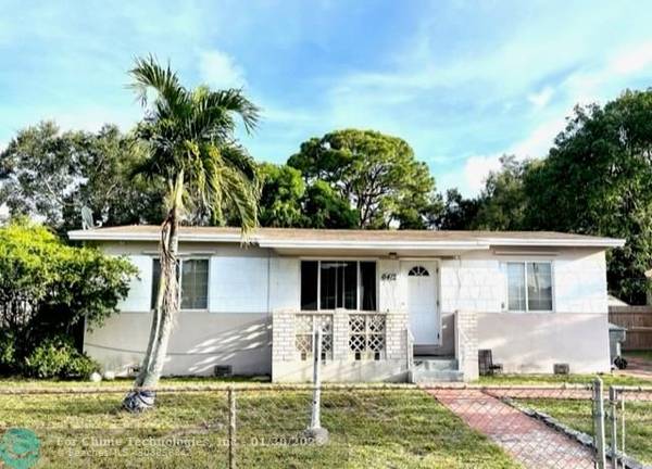 6412 Custer St,  Hollywood,  FL 33024