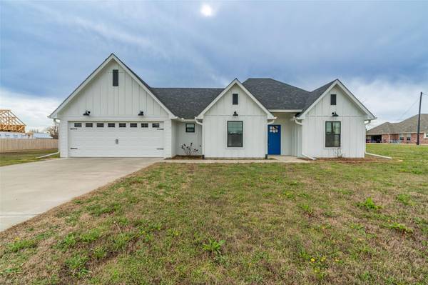 385 SPRING CREEK, Sulphur Springs, TX 75482