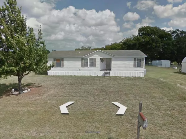 112 Pine Ridge Circle, Southmayd, TX 75092