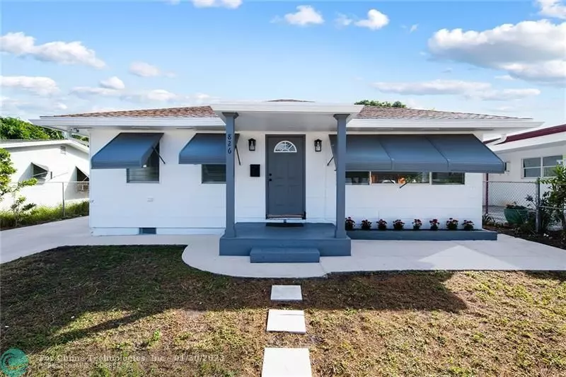 826 S C St, Lake Worth Beach, FL 33460