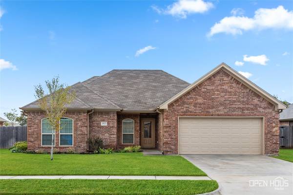 4913 Falcon Crest, Wichita Falls, TX 76310