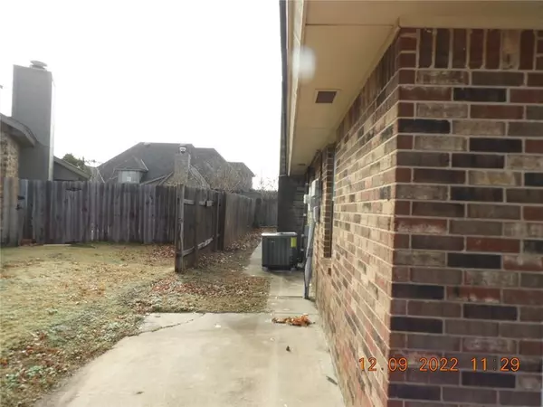 Oklahoma City, OK 73170,12915 Carter Court