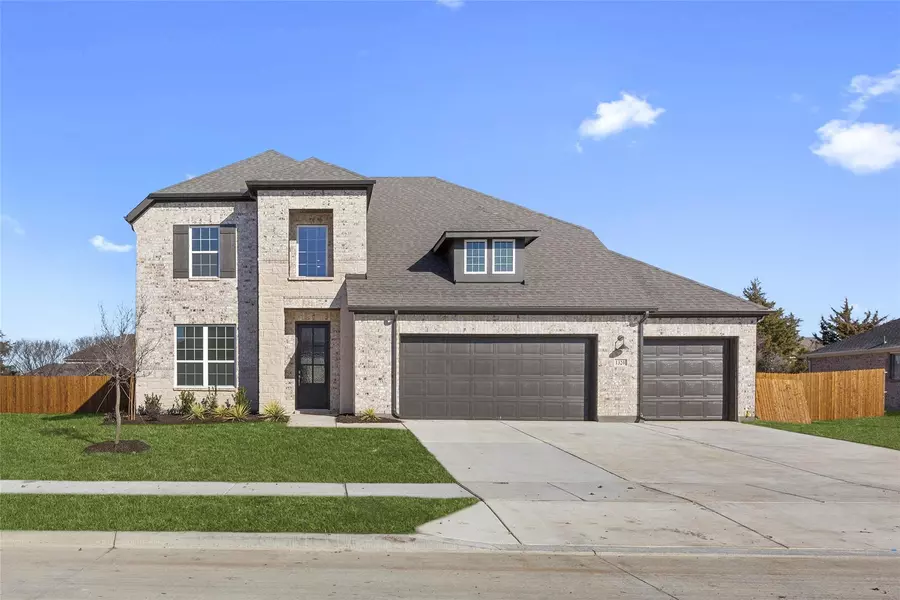 1320 Gentle Creek Lane, Fort Worth, TX 76052