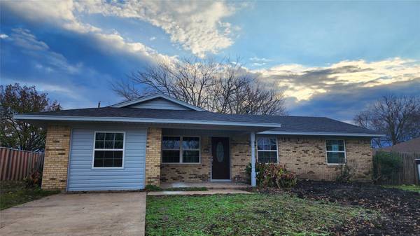 1009 Swanner Drive, Howe, TX 75459