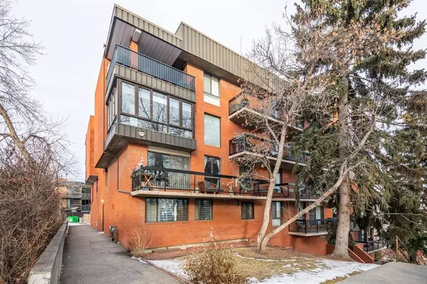 Calgary, AB T2E 0H4,354 3 AVE NE #202