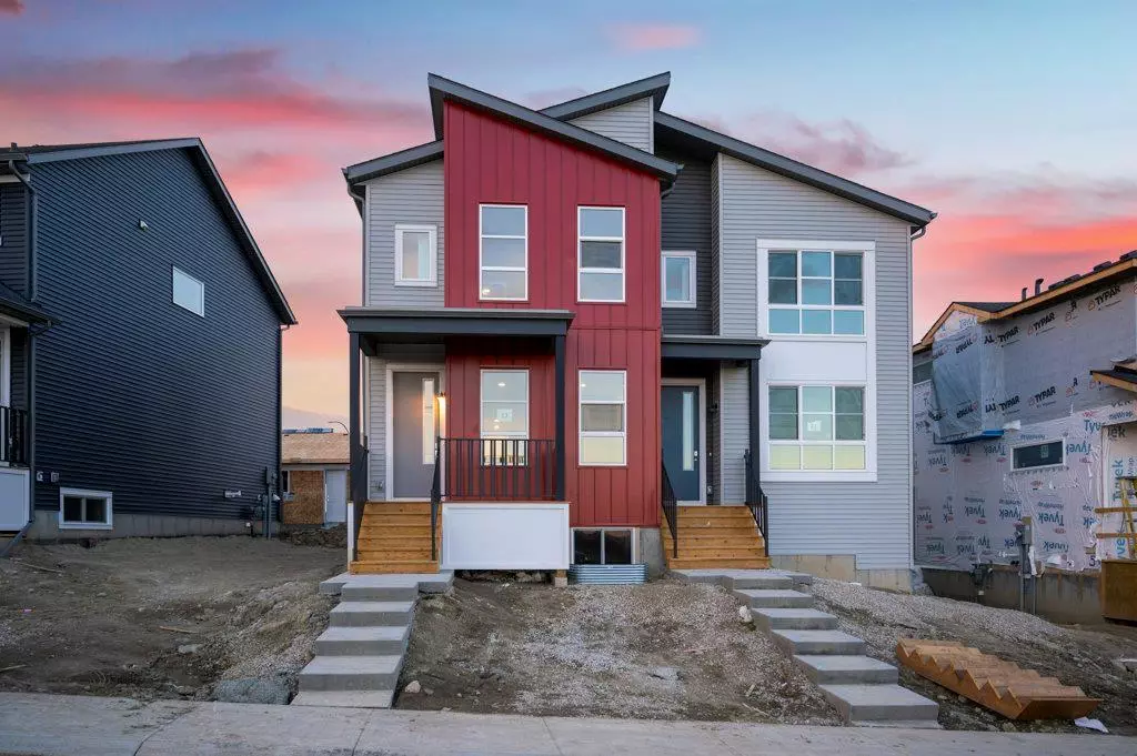 Calgary, AB T3P1T2,17 Herron Mews NE