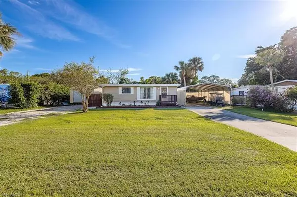 11367 Sunray DR,  Bonita Springs,  FL 34135