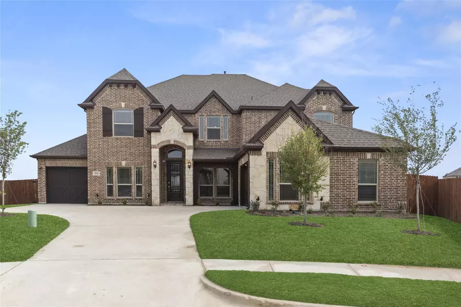 2602 Sugar Creek Drive, Midlothian, TX 76065