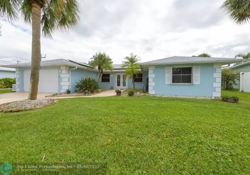 180 NE Surfside Ave, Port Saint Lucie, FL 34983