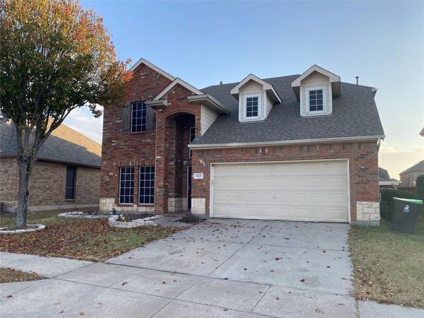 912 Lake Hollow Drive, Little Elm, TX 75068