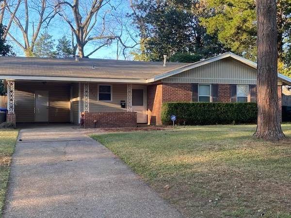 2627 W Cavett Drive, Shreveport, LA 71104