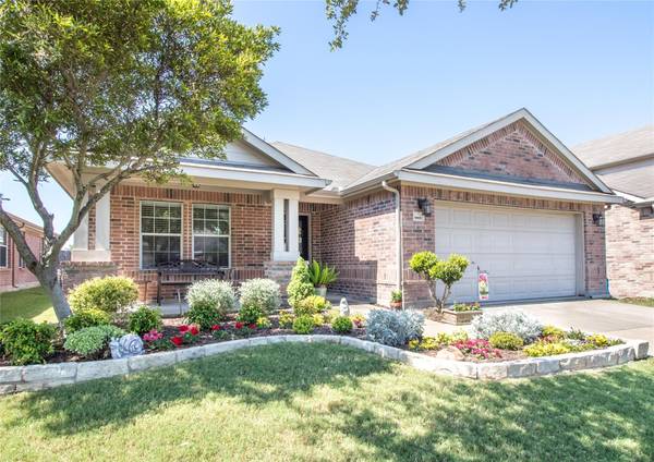 909 Johnson City Avenue, Forney, TX 75126