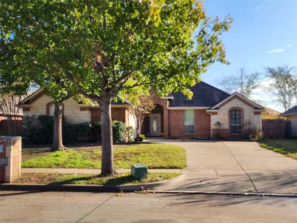 508 Chestnut Lane, Saginaw, TX 76179