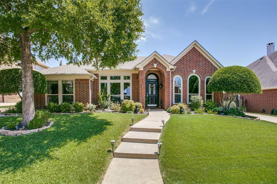 1609 Branchview Court, Keller, TX 76248