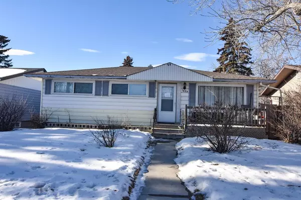 Calgary, AB T2E4Y1,1423 19 ST NE