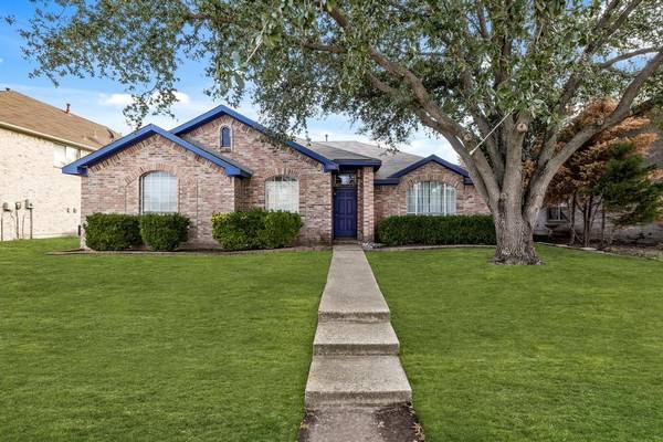 7510 Gillon Drive, Rowlett, TX 75089