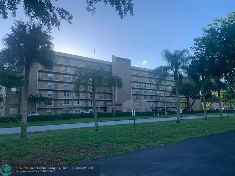 4570 NW 18th Ave  #209, Deerfield Beach, FL 33064