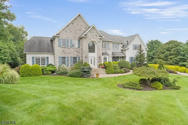 6 Highland Dr, Chester Twp., NJ 07930