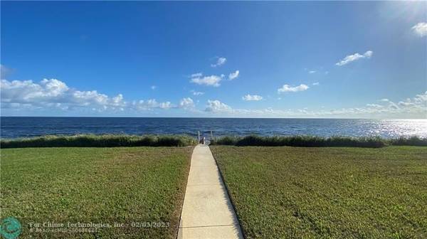 5060 Ocean Drive, Singer Island, FL 33404