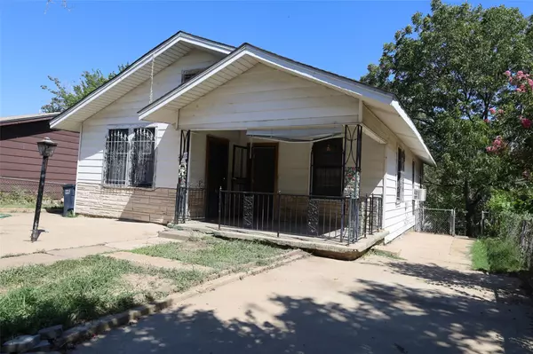 Fort Worth, TX 76164,2222 Lee Avenue