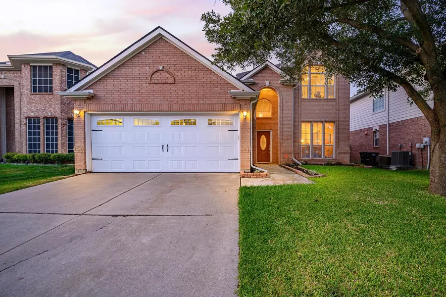 4745 Parkmount Drive, Fort Worth, TX 76137