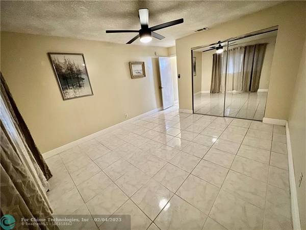 Coral Springs, FL 33065,10911 NW 45th St  #1