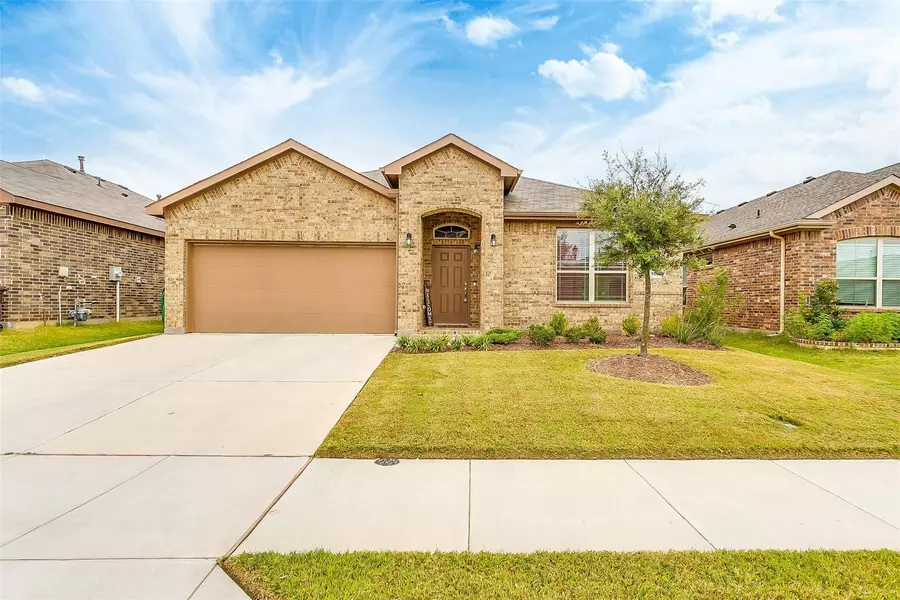 10324 Burtrum Drive, Fort Worth, TX 76177