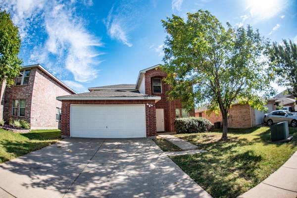 8405 Redheart Street, Arlington, TX 76002