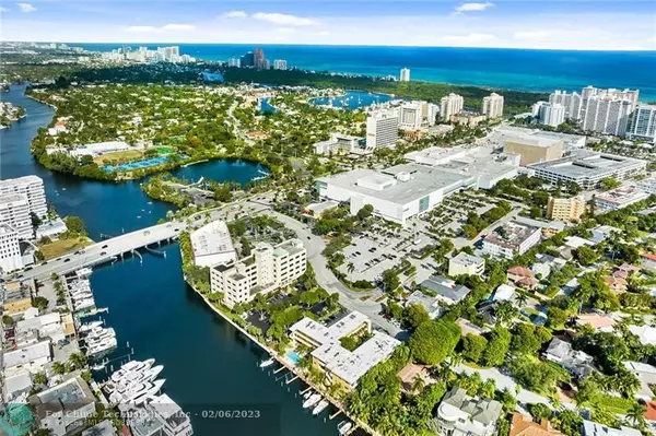 Fort Lauderdale, FL 33304,815 Middle River Dr  #208