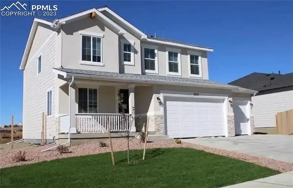 3315 Bella Luna DR, Pueblo, CO 81001