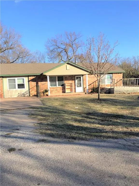 622 East Avenue, Davenport, OK 74026