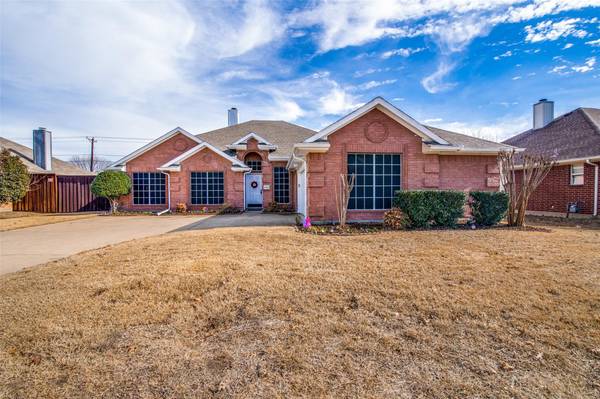 2602 Chapel Hill Drive, Rowlett, TX 75088