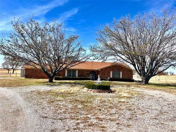 1226 County Road 361,  Carbon,  TX 76435