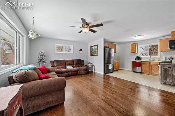 Colorado Springs, CO 80907,2720 Green Ridge DR