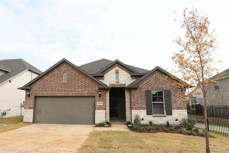 2638 Dakota Circle, Corinth, TX 76210