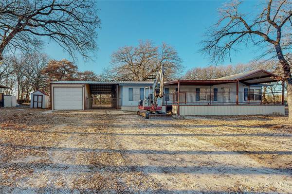 229 Finneyoaks Lane, Weatherford, TX 76085