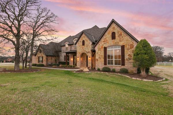 851 Noble Champions Way, Bartonville, TX 76226