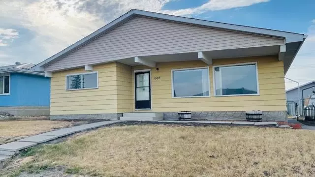 Drumheller, AB T0J 0Y6,1007 2 Street SE